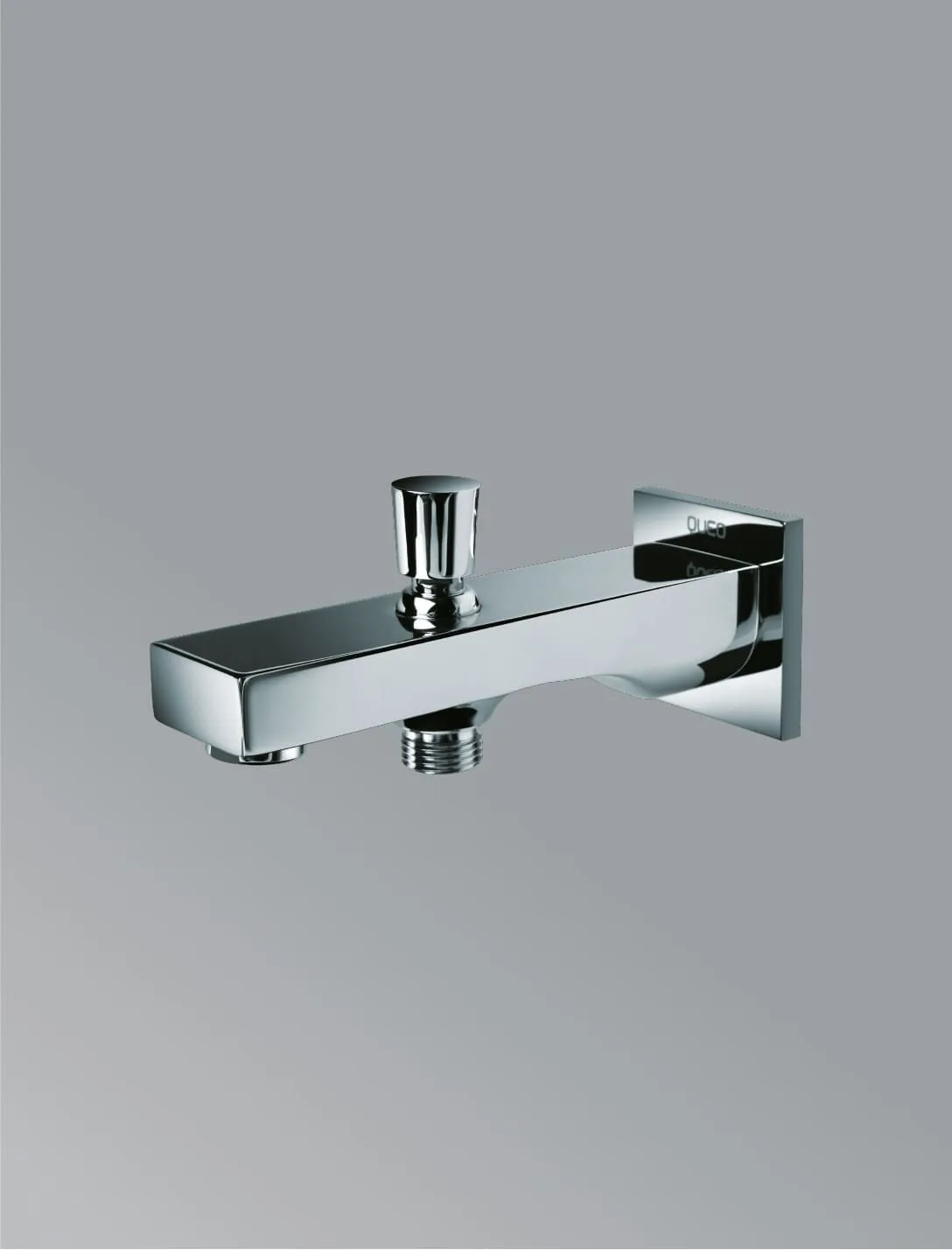 Bath Spout With Diverter in Polished Chrome